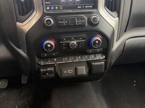 Used 2023 Chevrolet Silverado 2500 LT AWD/4WD image 11