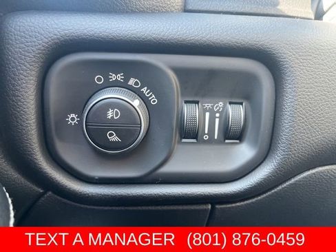 Used 2026 RAM 3500 Laramie AWD/4WD image 32