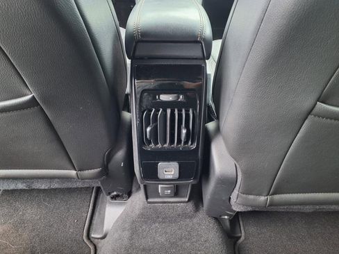 Used 2022 Jeep Compass Limited image 6