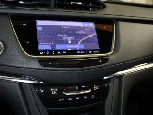 Certified 2023 Cadillac XT5 Premium Luxury w/ LPO, Floor Liner Package AWD/4WD image 17
