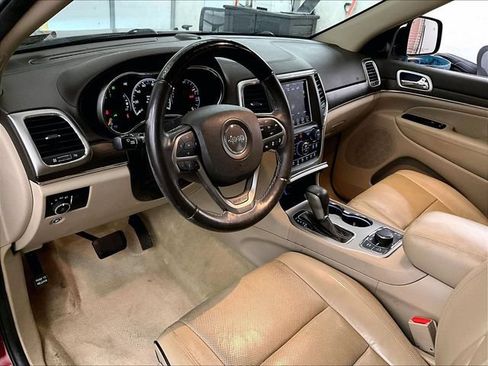 Used 2018 Jeep Grand Cherokee Overland AWD/4WD image 13
