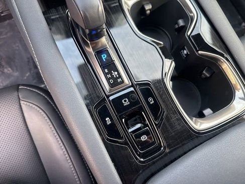 Certified 2025 Lexus RX 350 FWD w/ Technology Package image 22