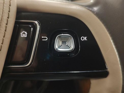 Used 2021 Lincoln Aviator Reserve w/ Elements Package Plus AWD/4WD image 16