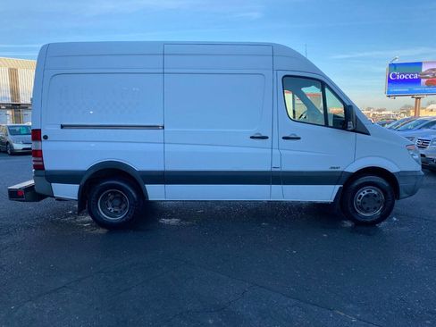 Used 2012 Mercedes-Benz Sprinter 3500 image 4