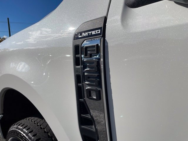 Used 2024 Ford F350 Limited w/ FX4 Off-Road Package AWD/4WD image 15