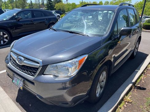 Used 2016 Subaru Forester 2.5i w/ Alloy Wheel Package AWD/4WD image 1