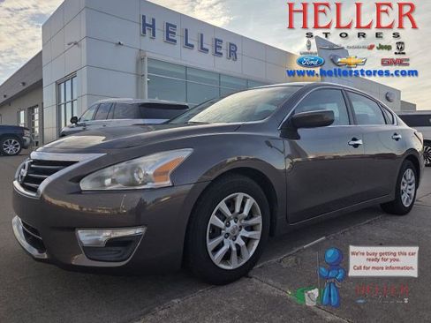 Used 2013 Nissan Altima 2.5 S image 1