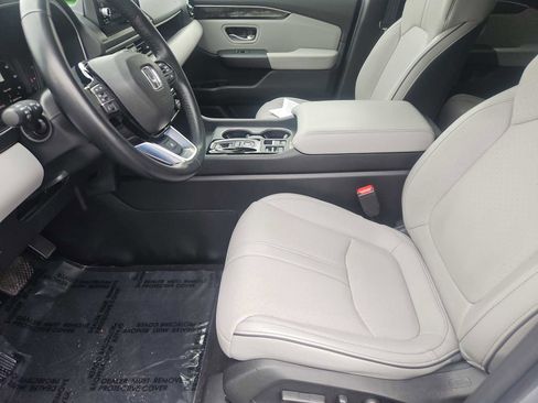 Certified 2023 Honda Pilot Elite image 37
