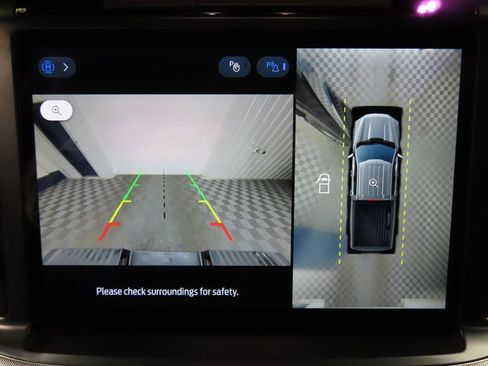 Used 2025 Ford F150 Lariat w/ Tow/Haul Package image 18