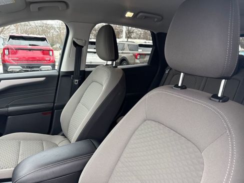Used 2022 Ford Escape SE w/ Convenience Package image 24