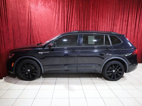 Used 2020 Volkswagen Tiguan SE R-Line image 4
