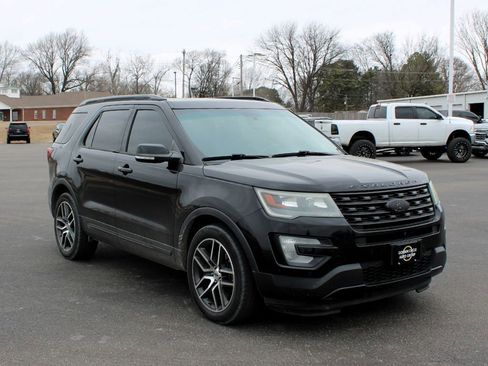 Used 2016 Ford Explorer Sport w/ Equipment Group 401A image 1