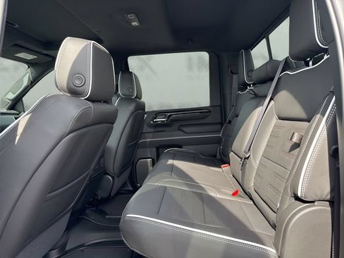 New 2026 GMC Sierra 2500 AT4X AWD/4WD image 14