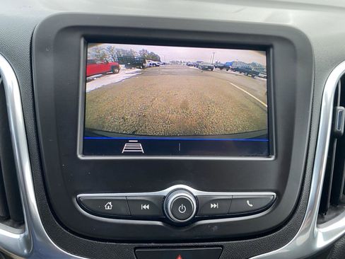 Used 2020 Chevrolet Equinox LT image 25