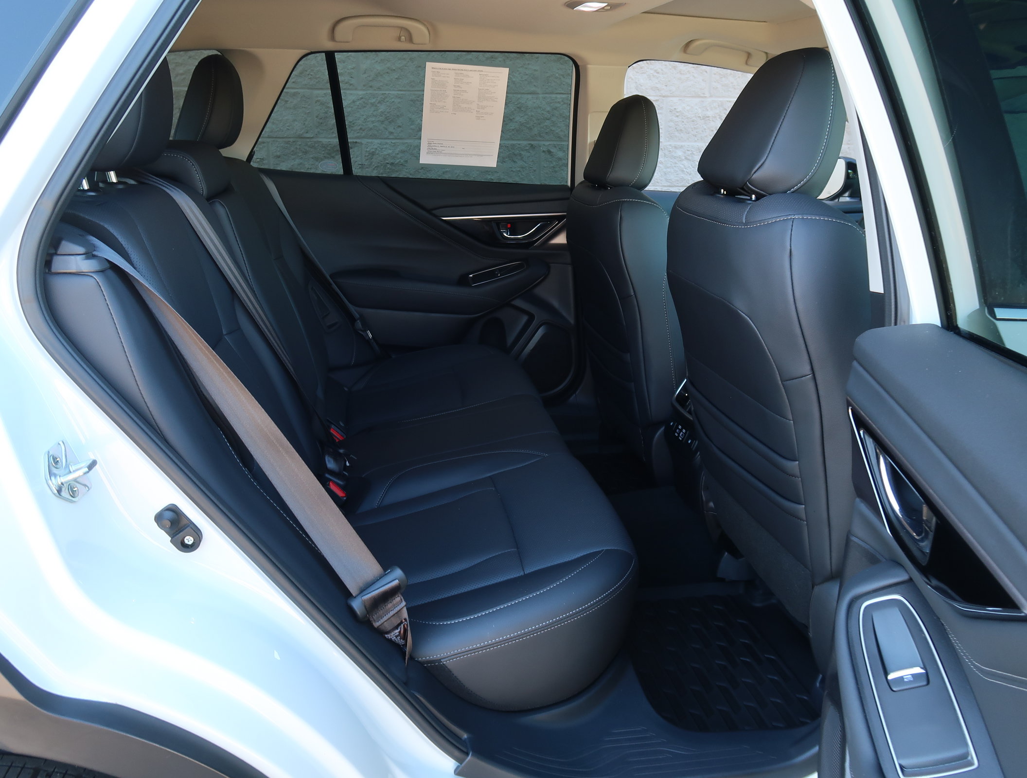 Used 2023 Subaru Outback Limited AWD/4WD image 37