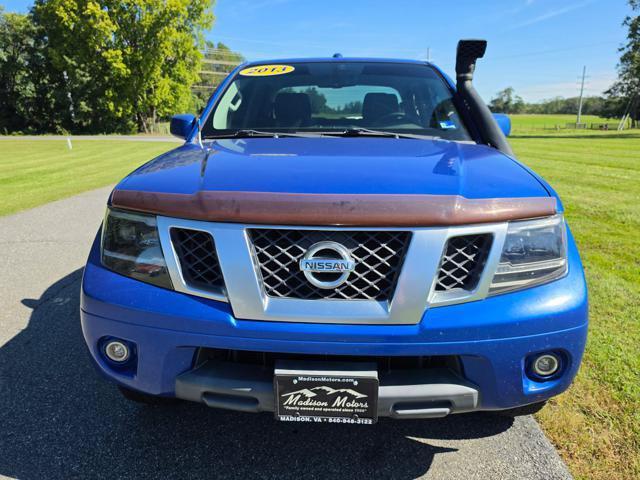 Used 2013 Nissan Frontier PRO-4X AWD/4WD image 3