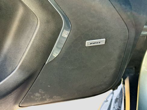 Used 2024 Chevrolet Suburban Premier AWD/4WD image 20