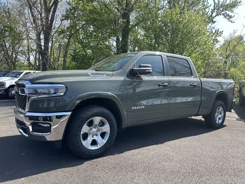 New 2026 RAM 1500 Big Horn AWD/4WD image 18
