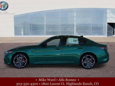 New 2025 Alfa Romeo Giulia AWD w/ Veloce Package AWD image 2