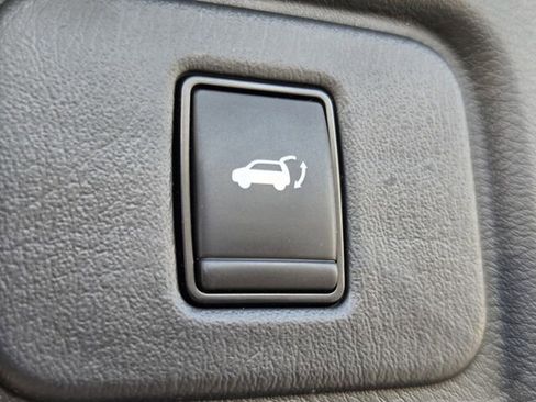 Used 2022 Nissan Murano Platinum w/ Cargo Package FWD image 17