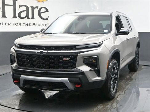 New 2026 Chevrolet Traverse Z71 w/ Enhanced Driving Package image 7