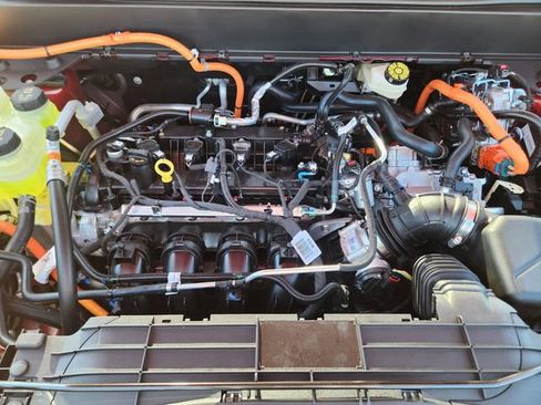 New 2026 Ford Maverick XLT w/ XLT Luxury Package image 31