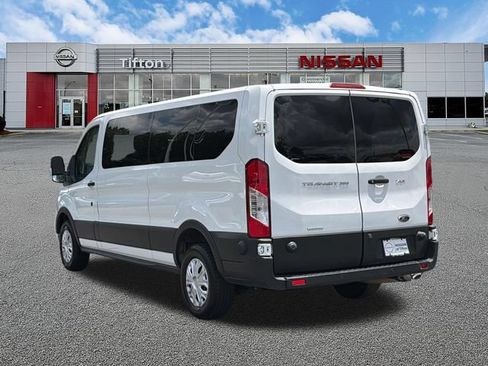 Used 2024 Ford Transit 350 XLT RWD image 5