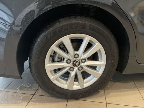 Used 2025 Toyota Camry LE FWD image 35