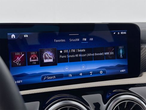 Certified 2025 Mercedes-Benz CLA 250 image 15