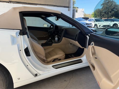 Used 2008 Chevrolet Corvette Convertible w/ Preferred Equipment Group RWD image 6
