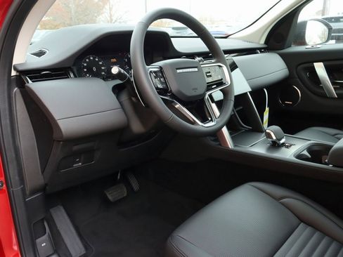 Certified 2025 Land Rover Discovery Sport S image 15