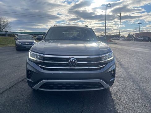 Used 2021 Volkswagen Atlas SE w/ Panoramic Sunroof Package image 2