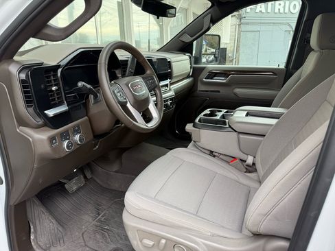 Used 2024 GMC Sierra 2500 SLE w/ SLE Value Package; image 48