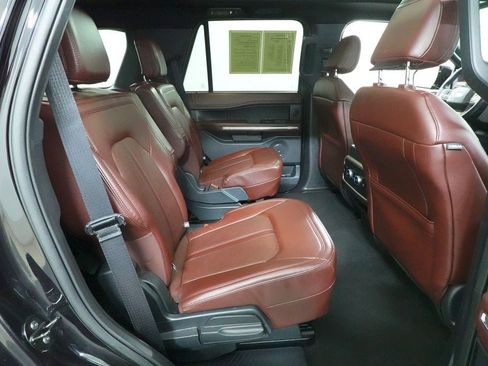 Certified 2024 Ford Expedition Limited image 32