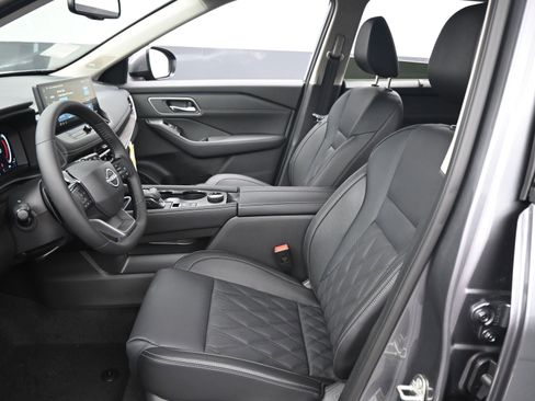 New 2026 Nissan Rogue Platinum w/ Platinum Premium Package image 10