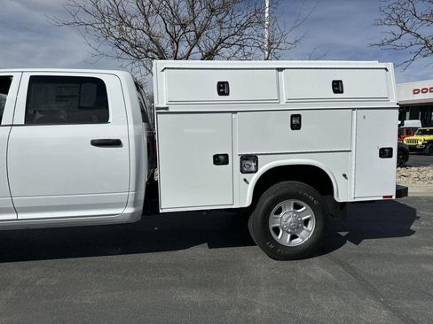 New 2023 RAM 3500 Tradesman AWD/4WD image 13