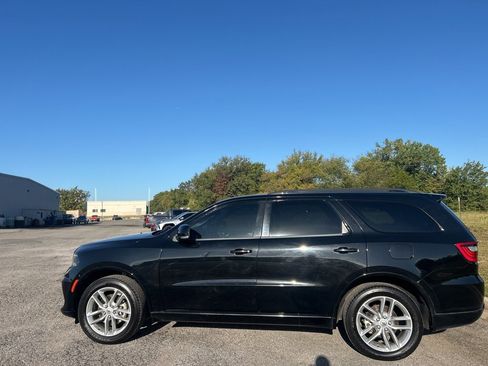 Used 2023 Dodge Durango GT image 9