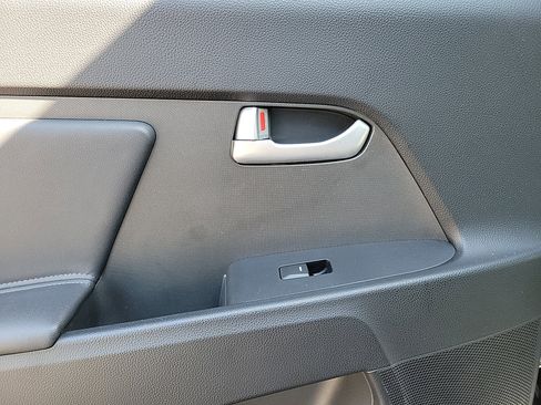 Used 2012 Kia Sportage SX w/ SX Premium Pkg image 12