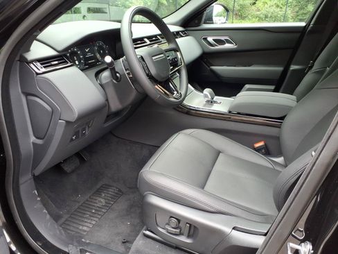 New 2026 Land Rover Range Rover Velar S AWD/4WD image 17