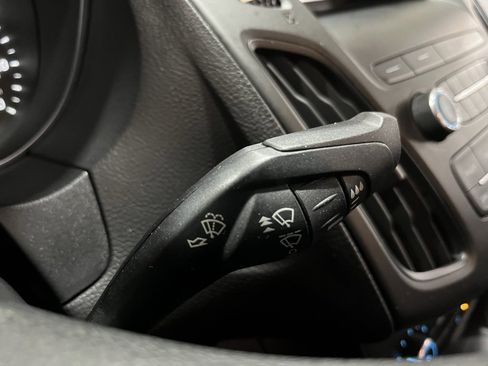 Used 2018 Ford Focus SE image 27