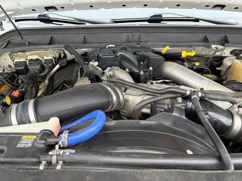 Used 2011 Ford F350 XLT w/ XLT Interior Pkg image 30