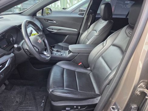 Used 2020 Cadillac XT4 Premium Luxury w/ Driver Awareness Package AWD/4WD image 9