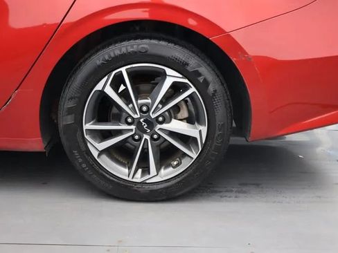 Used 2023 Kia Forte LXS FWD image 33