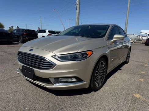Used 2017 Ford Fusion Energi SE FWD image 4