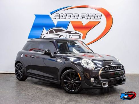 Used 2016 MINI Cooper S image 9