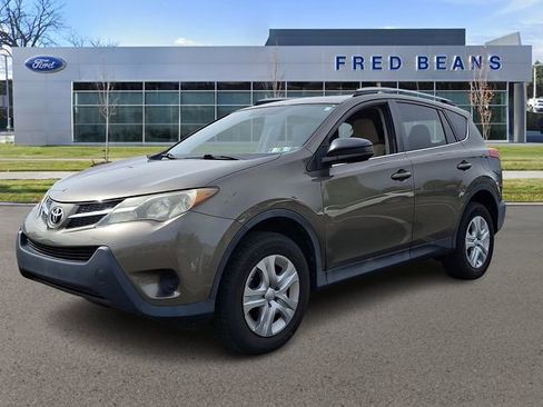 Used 2013 Toyota RAV4 LE AWD/4WD image 3