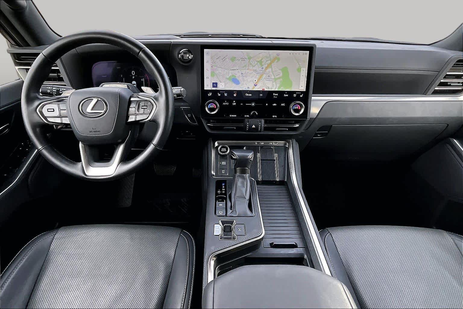 Used 2024 Lexus GX 550 w/ Accessory Package (Z1) AWD/4WD image 14