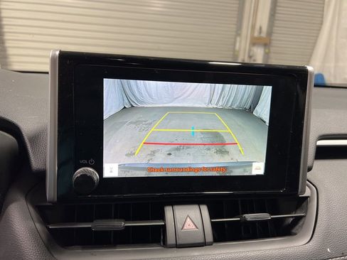 Used 2025 Toyota RAV4 LE image 29