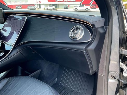 Used 2023 Mercedes-Benz EQS 450+ SUV image 18