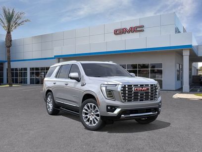 New 2026 GMC Yukon Denali w/ Sun & Power Step Package